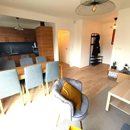 Les Vergers De Serris, 6 Personnes, 2 Pk Prives, Balcon, Lit Bebe Exterior photo